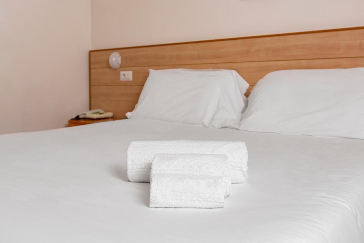 Catignano Hotel グッビオ エクステリア 写真